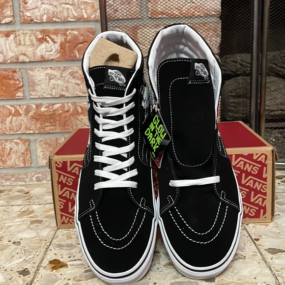 Vans Sk8 hi Tim Glow skulls black and white Glow in the dark men’s size 7.5 - Picture 3 of 9